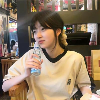 隐形富豪的姐弟恋